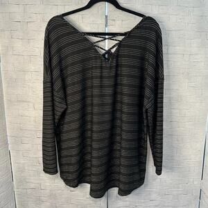 Moe Moe black with gold & silver stripes in excellent condition Plus size 1X